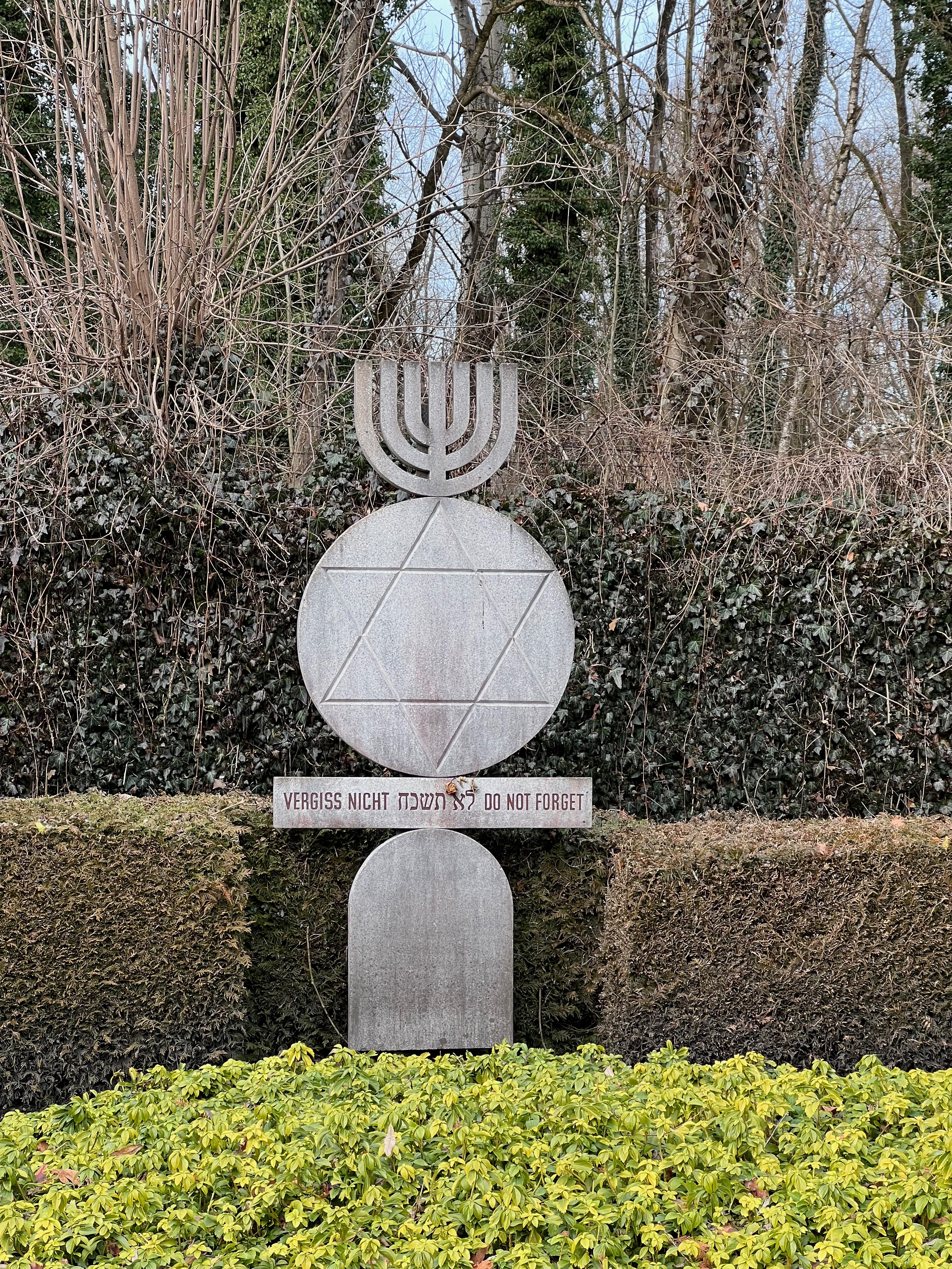 Mahnmal für die ermordeten jüdischen Gefangenen